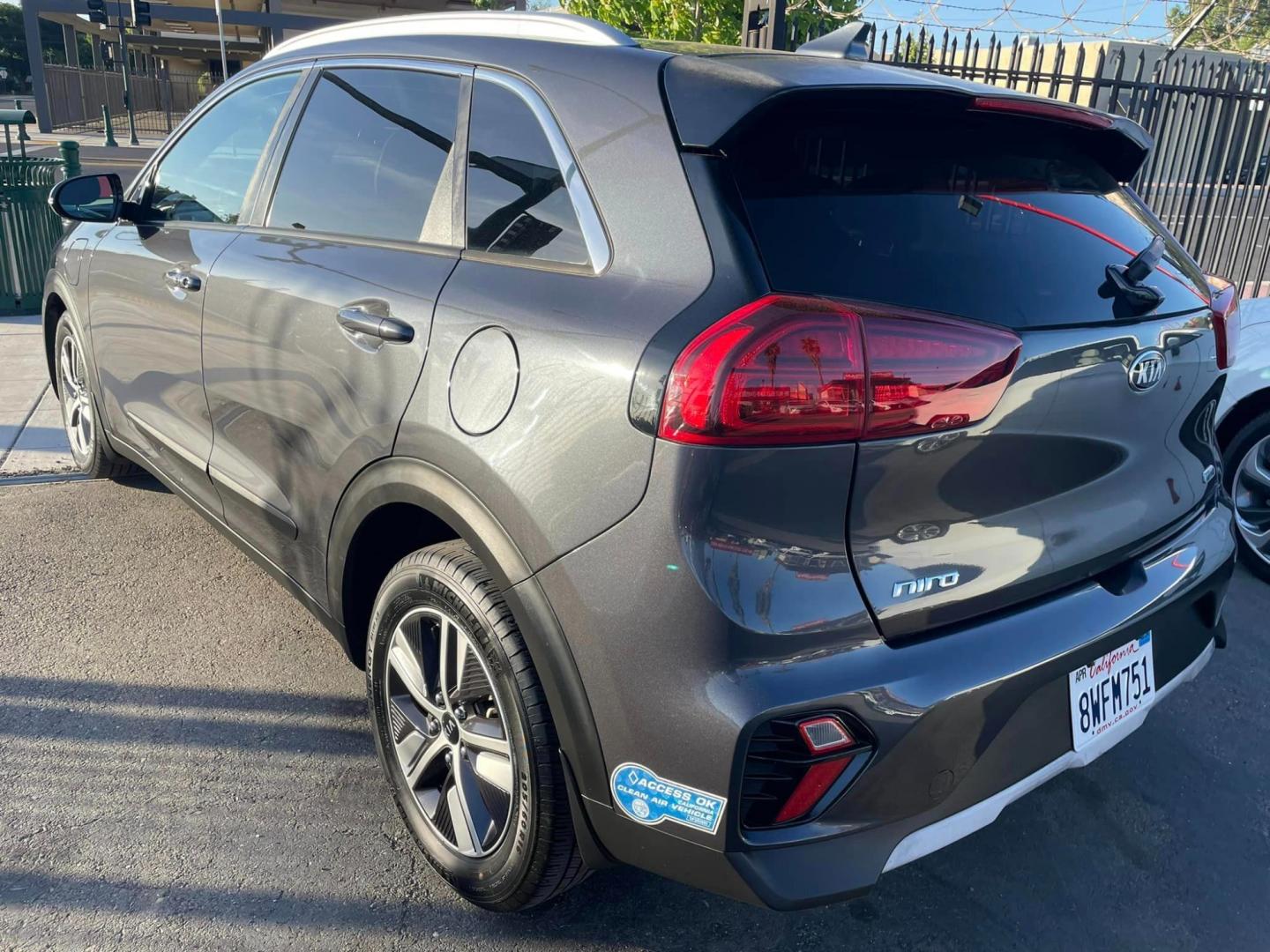 2020 DARK GRAY /BLACK Kia Niro Plug In Hybrid (KNDCD3LD1L5) , located at 744 E Miner Ave, Stockton, CA, 95202, (209) 944-5770, 37.956863, -121.282082 - PLUS TAXES AND FEES - Photo#10